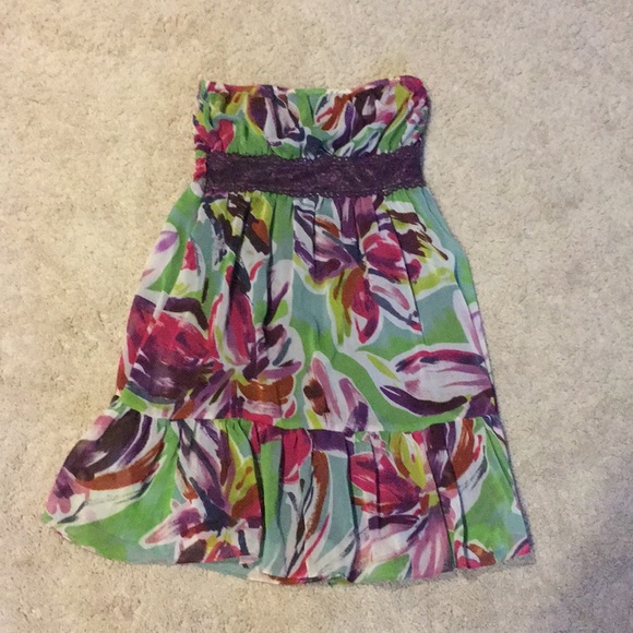 Floral Strapless Dress - Picture 2 of 7